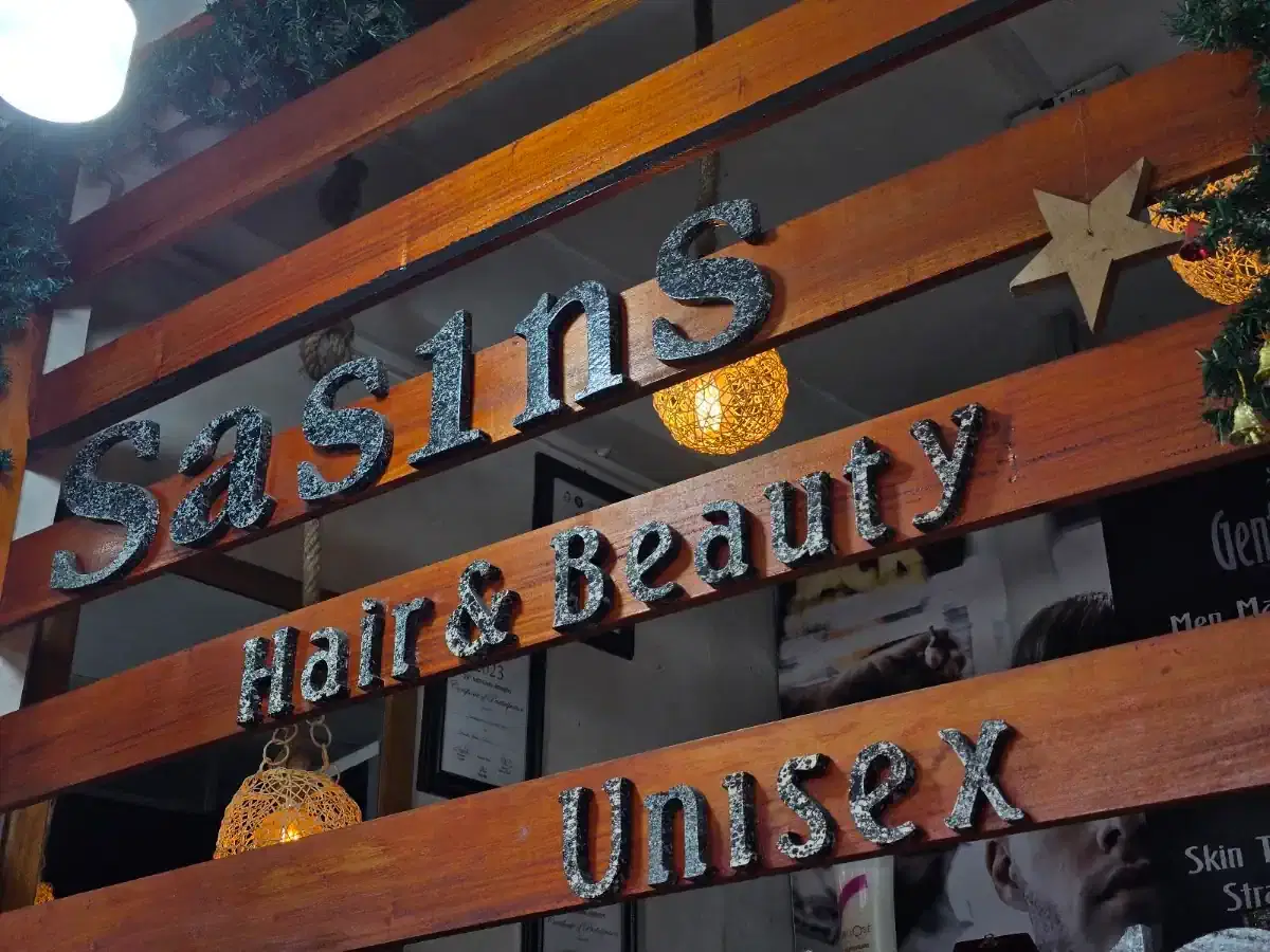 Thumbnail for Sasins Salon