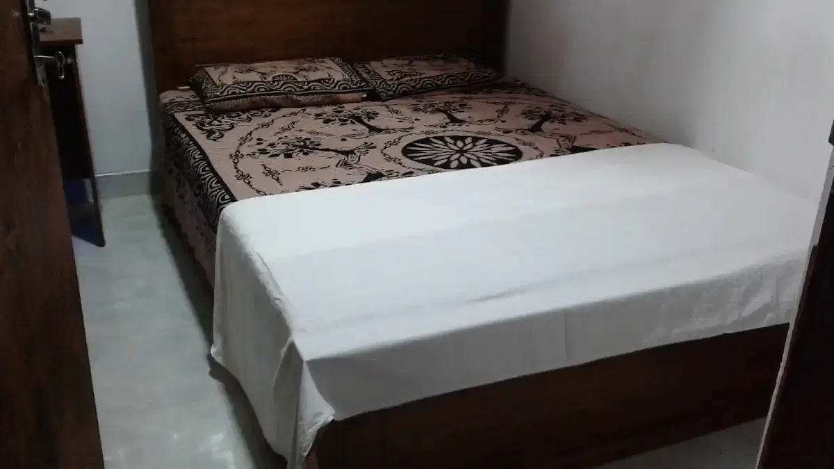 Thumbnail for Monarawila Home Stay ( මොණරවීල ) බුද්ධි සර්